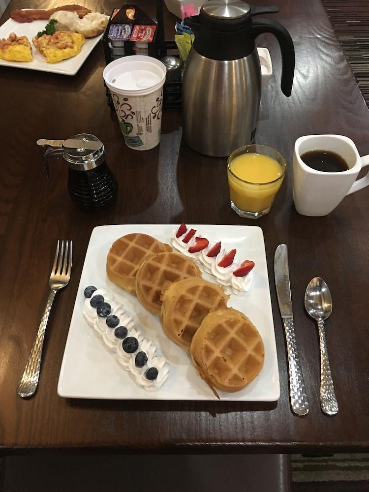 Holiday Inn Tyler - Conference Center By Ihg Экстерьер фото